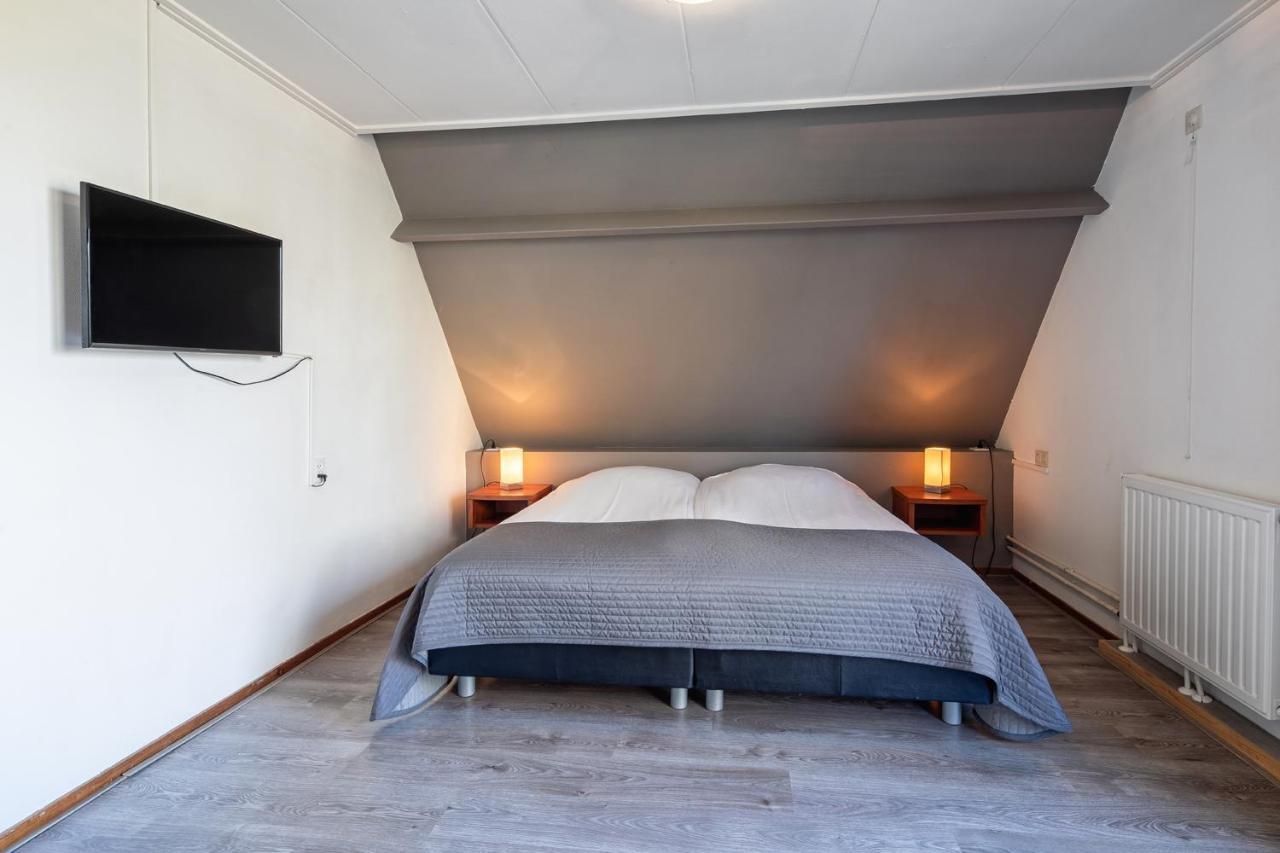 B&B Hotel Rebecca De Waal Eksteriør billede