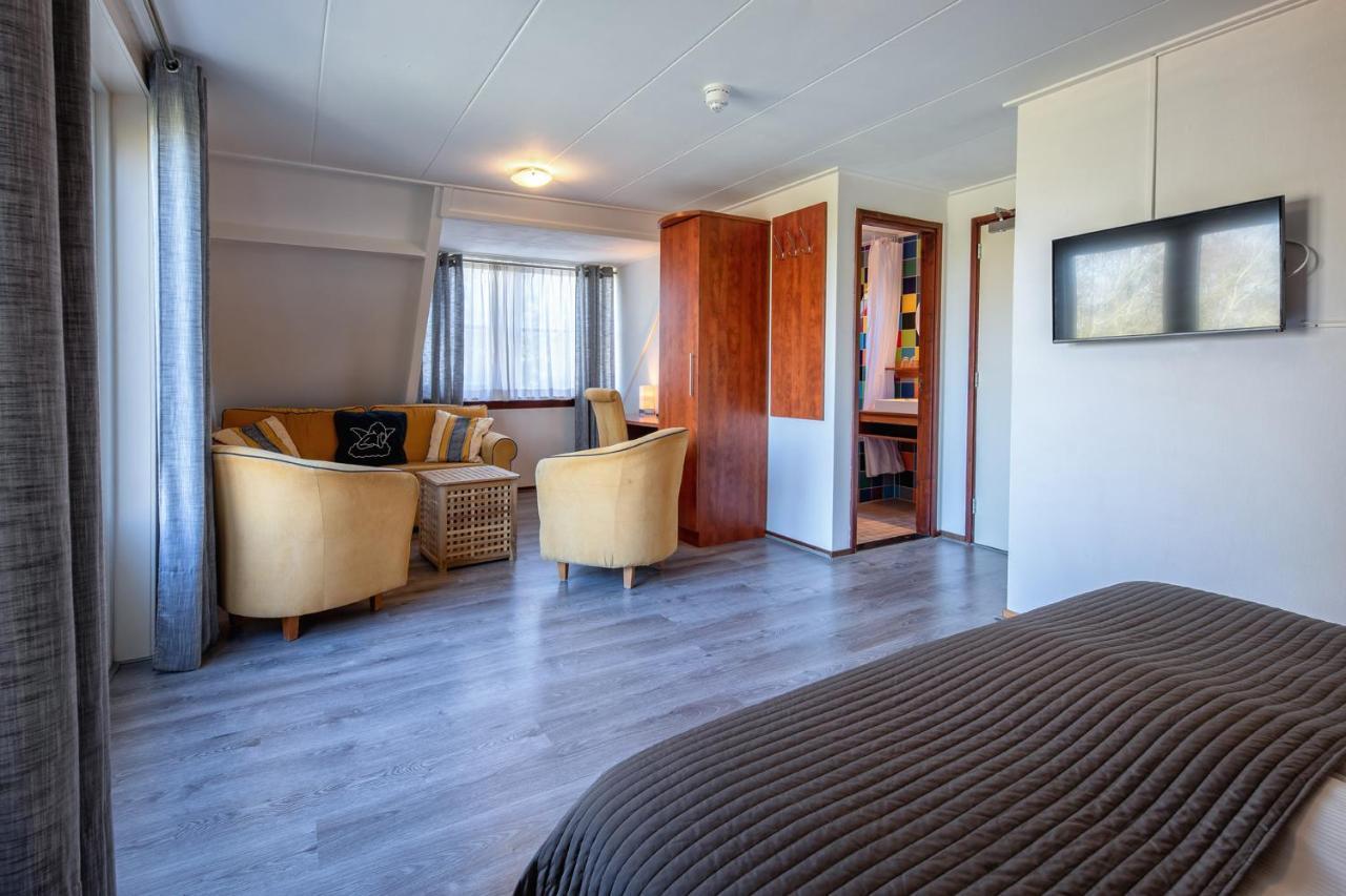 B&B Hotel Rebecca De Waal Eksteriør billede