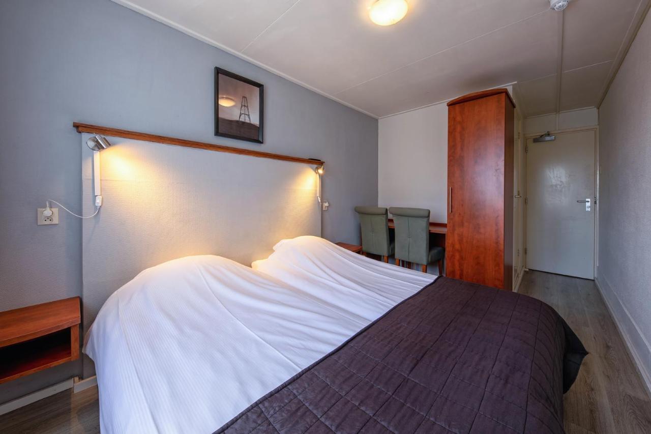 B&B Hotel Rebecca De Waal Eksteriør billede