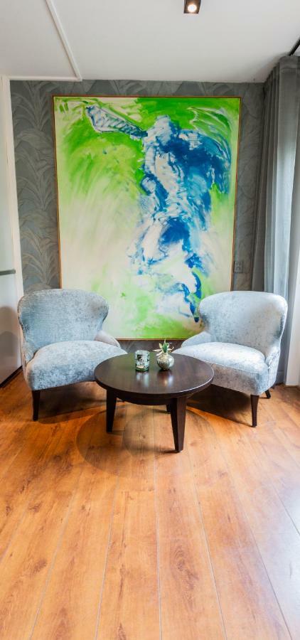 B&B Hotel Rebecca De Waal Eksteriør billede